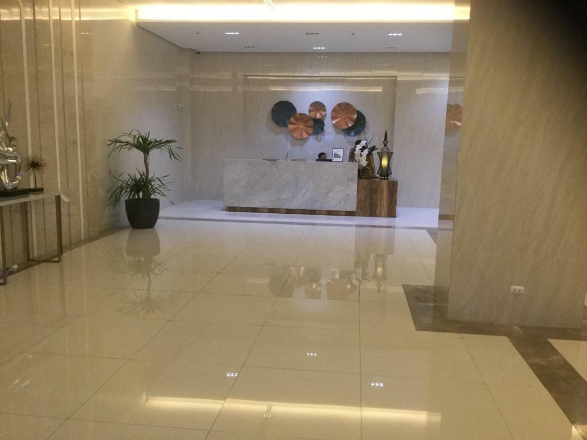 Newport City Condo Near Manila Airport Terminal 3 Exterior foto